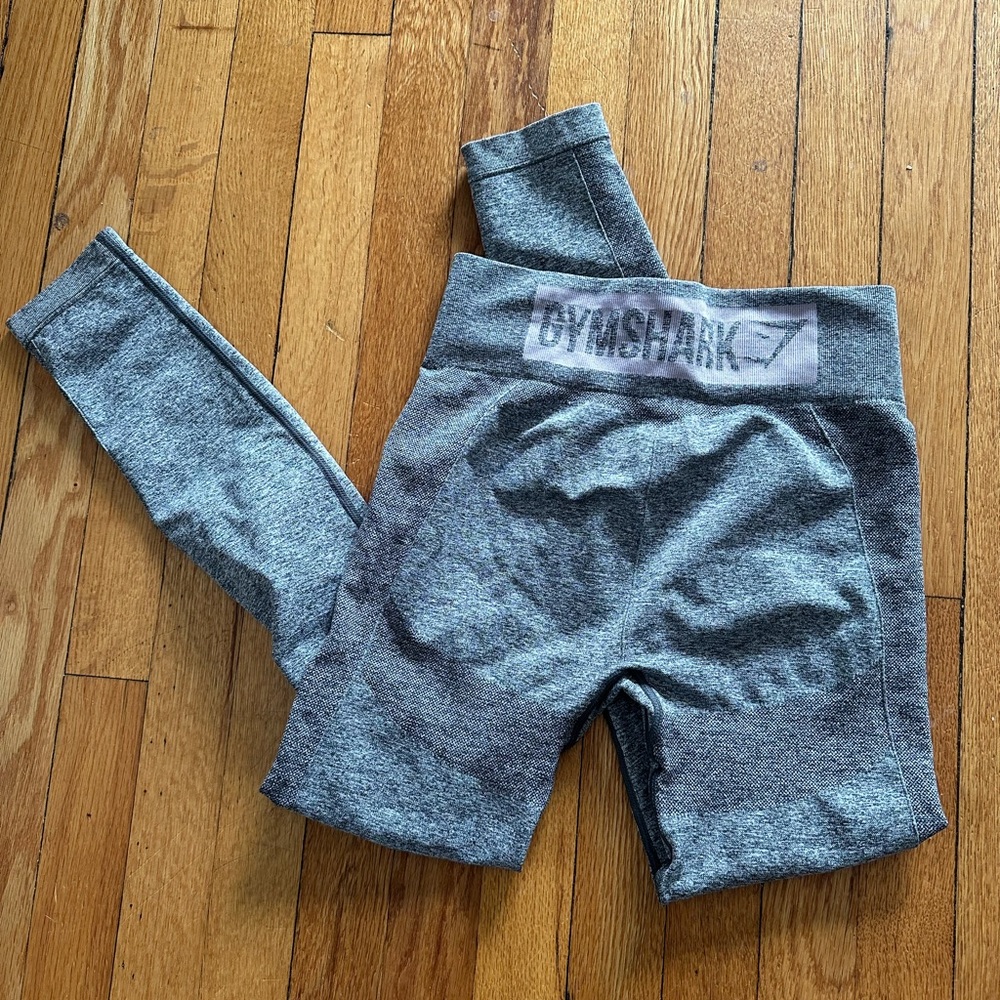 Gym Shark Leggings Size M Grey